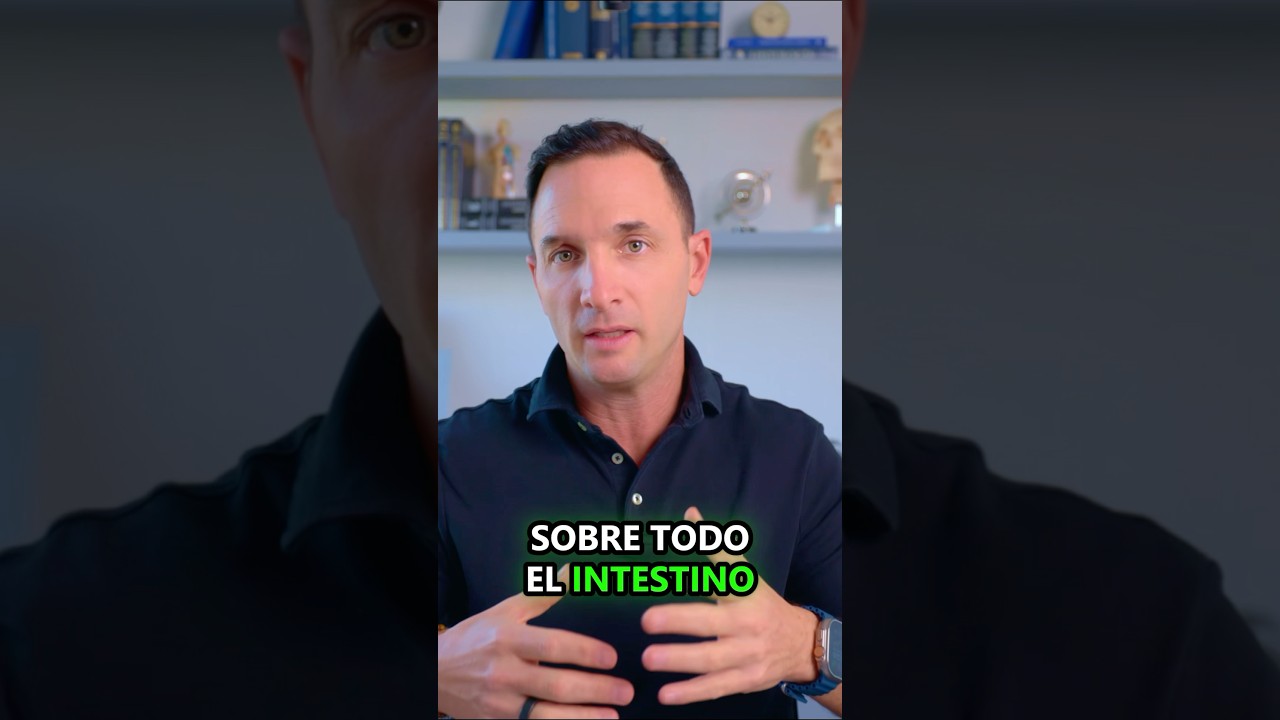 dolor de espalda alta que irradia hacia delante
