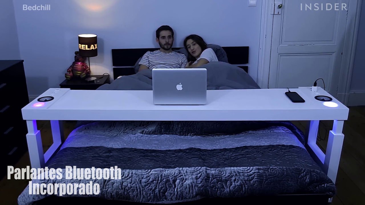 mesa con rueda para cama